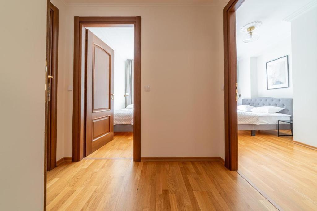 Old Town Square Residence تالين المظهر الخارجي الصورة